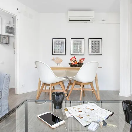 Vass Holidays Apartment *